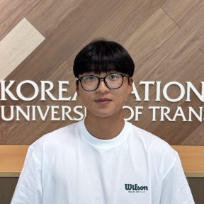 4학년 강상훈(주장) / 마산고