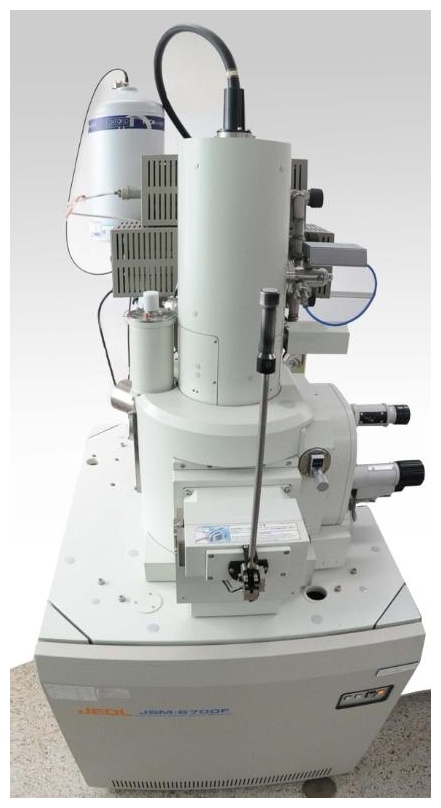 전계방사형 주사전자현미경 JSM-6700F
