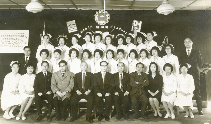 1965년 졸업식 기념 사진